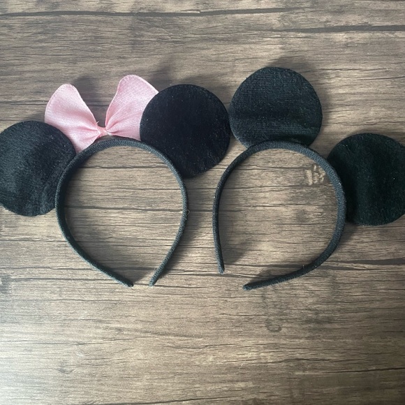 Disney Mickey & Minnie Head Bands - Picture 2 of 3